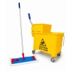 Zestaw do mycia podłóg wiadro na kółkach 20 l z prasą i  mopem płaskim 40 cm